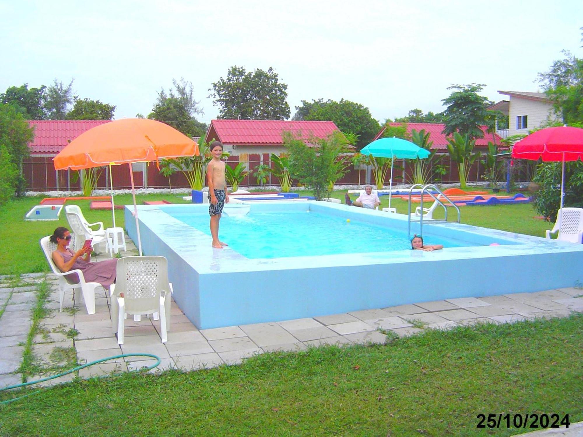 Mini-Golf **** & Resort Ubonratcsathani Kültér fotó